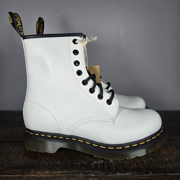 NEW Dr. Doc Martens 1460 W Womens Size 6 Lace Up Combat Boots White Leather